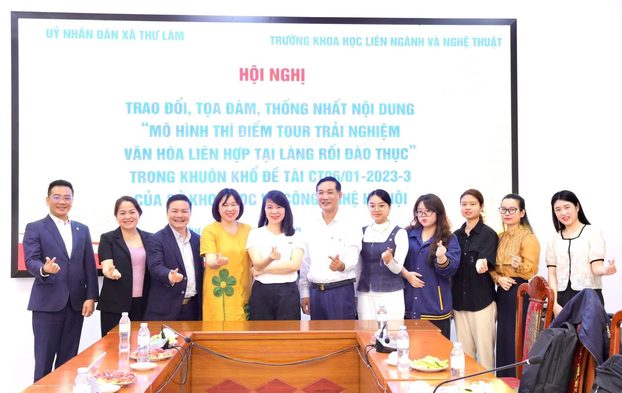 VNU-SIS triển khai đề tài “Đánh thức di sản Rối nước Đào Thục” bằng mô hình tour trải nghiệm văn hóa